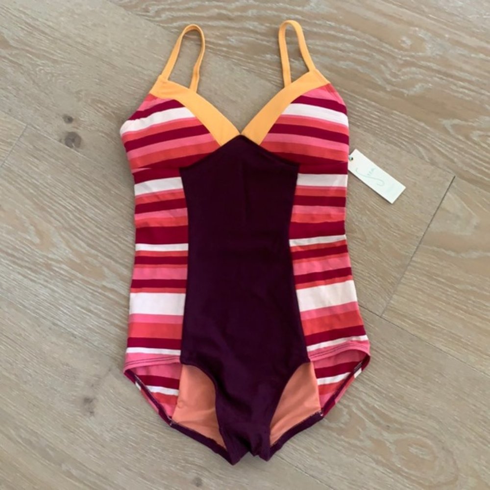 NWT Seea Riviera Rosa One Piece Swimsuit M